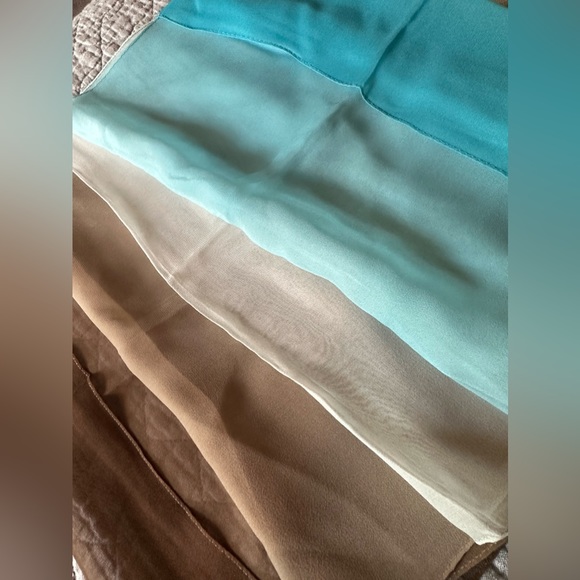 Echo silk ombré scarf - Picture 4 of 8